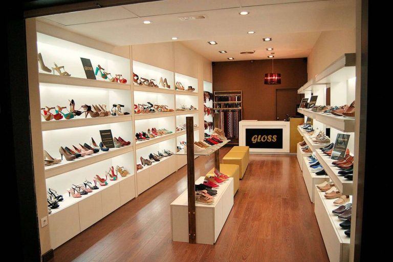 ¿Cuáles son las ventajas de comprar calzado en las tiendas de la ciudad?, por Gloss