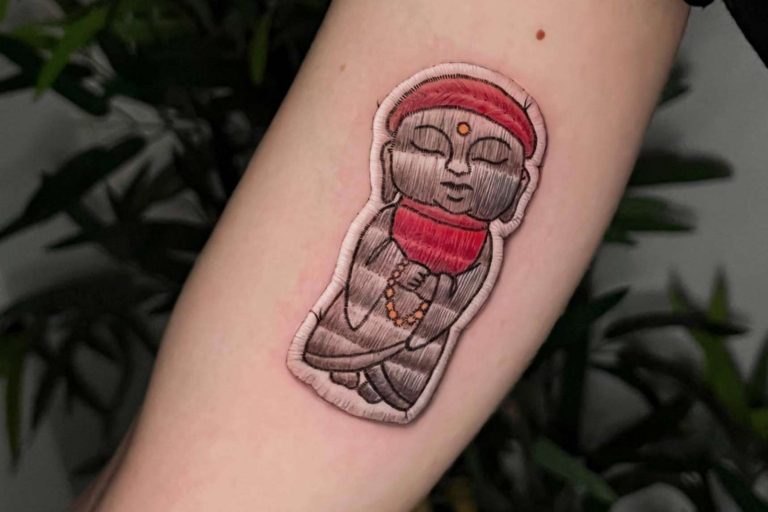 El estudio de tatuajes Losie Tatto Art, en Murcia, está especializado en realismo, microrrealismo y trazo fino