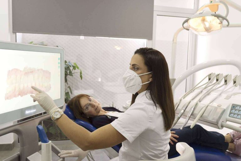 Los consejos de la Clínica Paula Vidal para mantener una salud bucodental adecuada