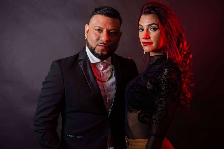 Carlos Espinosa, de la bachata fusión a los mocasines exclusivos