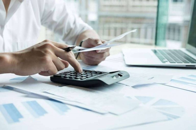 Tributación en la transmisión de una farmacia, por Urbagesa Farmacias