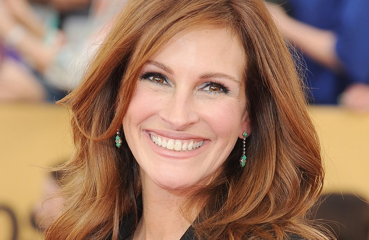 Julia Roberts, Jennifer Lawrence y otras famosas con un terrible mal aliento