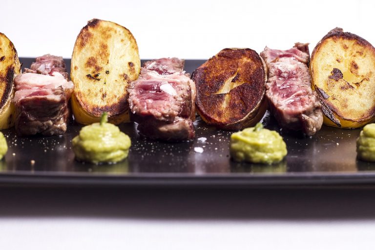 Carne asada con patatas: las claves de Chicote para bordar esta receta