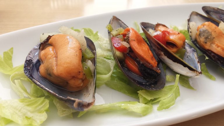 El truco para hacer unos mejillones en escabeche mejor que los de lata