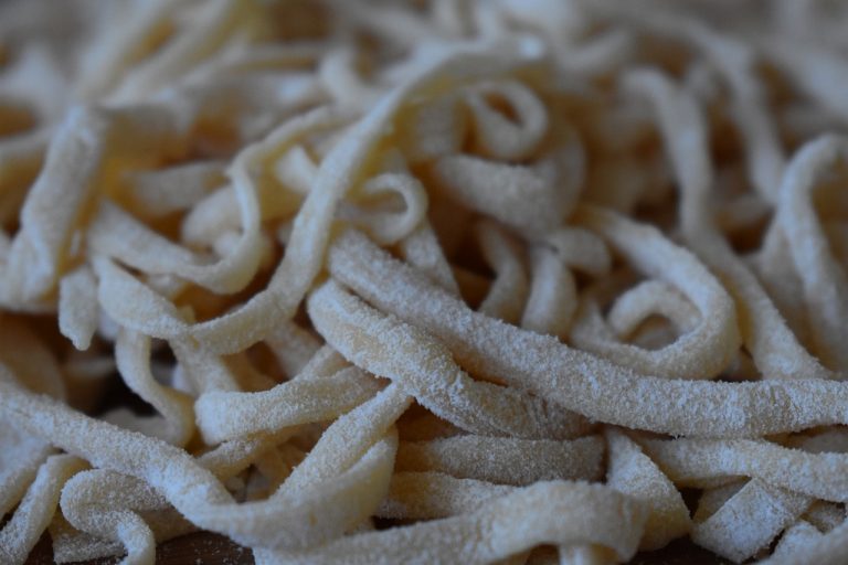 Tallarines con azúcar: la pasta dulce que jamás pensarías que está tan rica