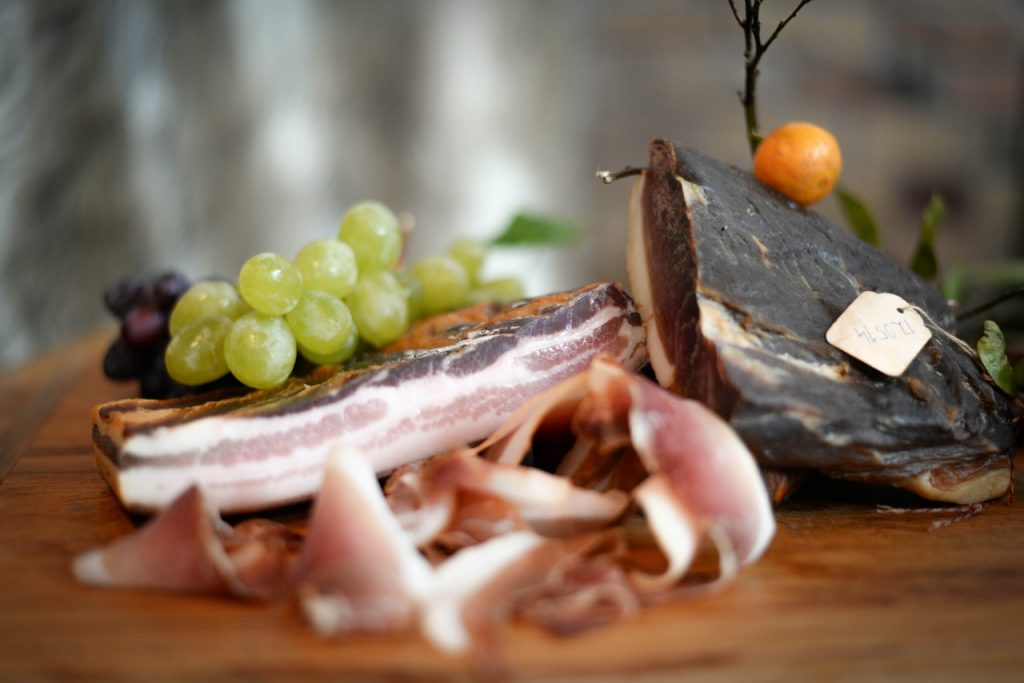 Entonces, puede tener cabida el jamón serrano en la dieta 