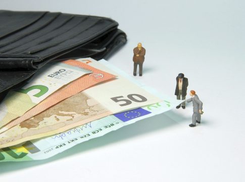 Requisitos para cobrar la ayuda al alquiler si tu pensión es baja Requisitos para cobrar la ayuda al alquiler si tu pensión es baja