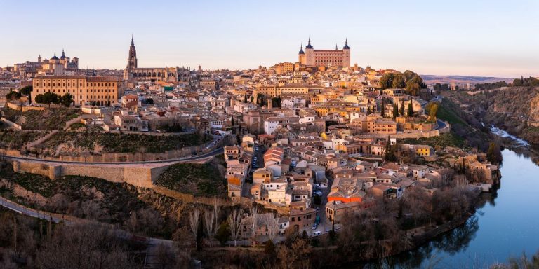 Toledo celebra hoy el Día de la Ciudad inaugurando la escultura en memoria de las víctimas del COVID