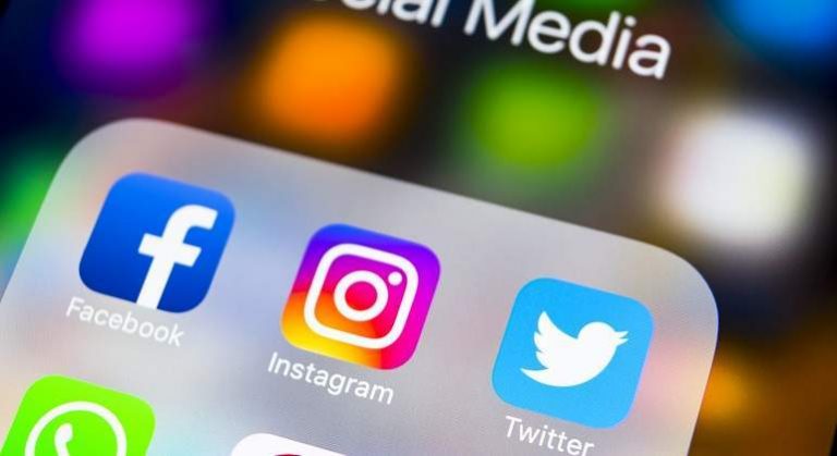 El truco para saber si la imagen de perfil es falsa