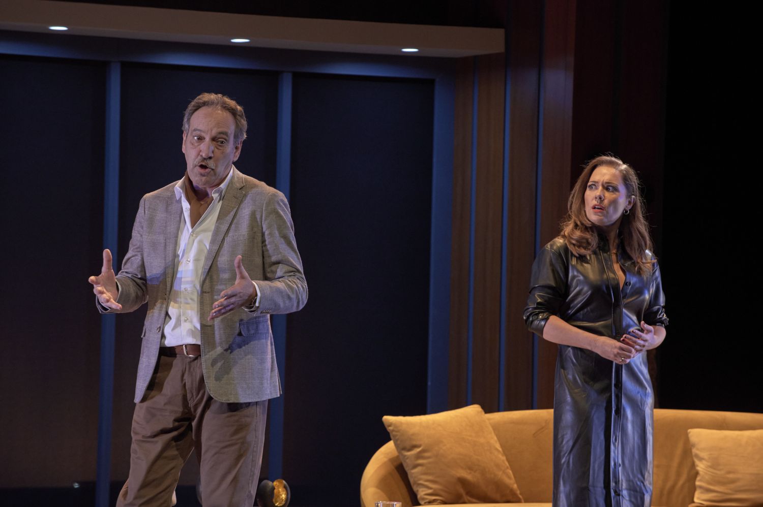 100222 DISTINTO KIKOHERNANDEZ PABLOLORENTE 243