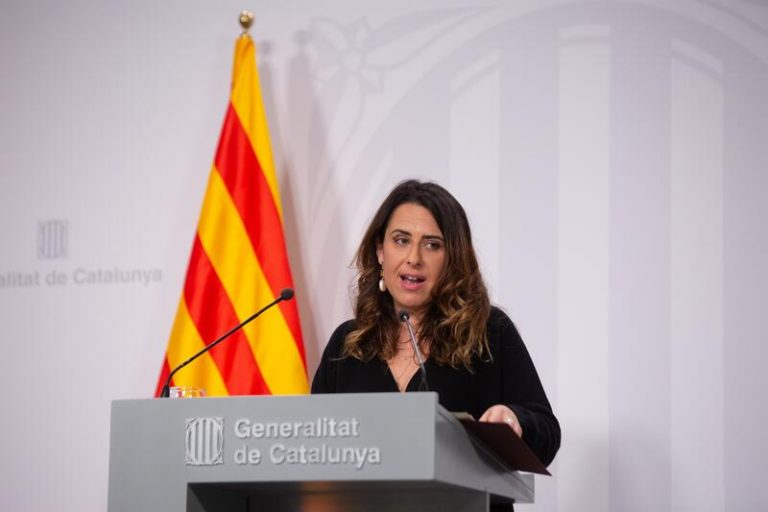 La Generalitat eliminará las cuarentenas este febrero en niños sin síntomas o con test negativo