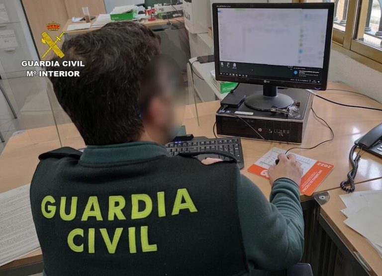Detenido en Mula un joven por publicar anuncios de servicios sexuales de una menor sin su consentimiento