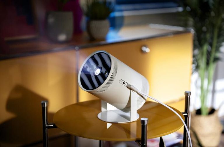 El proyector The Freestyle de Samsung llegará a España en marzo desde 999 euros