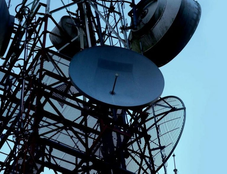 La filial de torres de Telefónica y Vodafone en Reino Unido factura 114 millones en el último trimestre