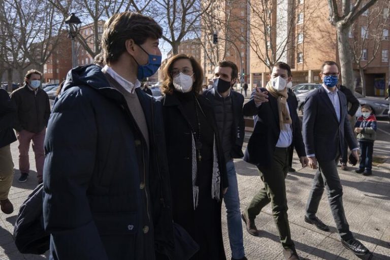 Armisén anima a elegir el futuro de la región sin que desde Madrid digan lo que se tiene que hacer