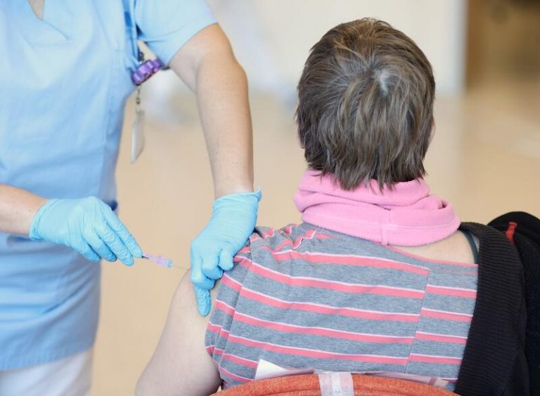 Más de 3 millones de terceras dosis y el 46% de la población infantil con la primera