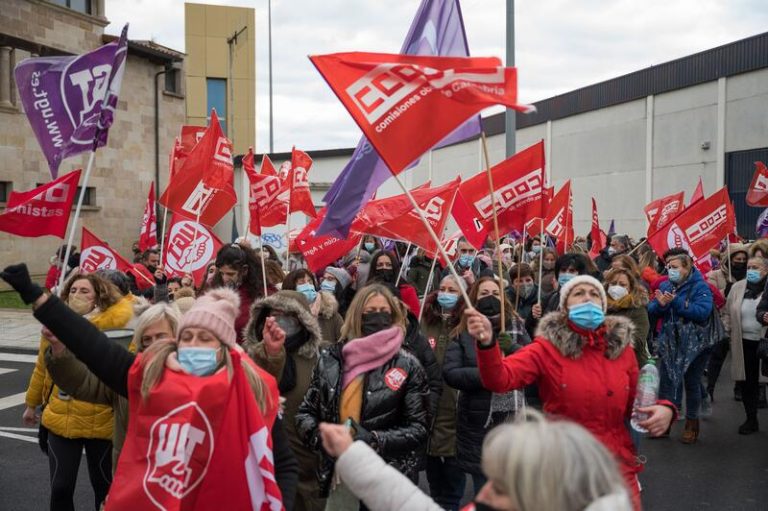 Los sindicatos convocan movilizaciones y más días de huelga en el sector de conservas de pescado