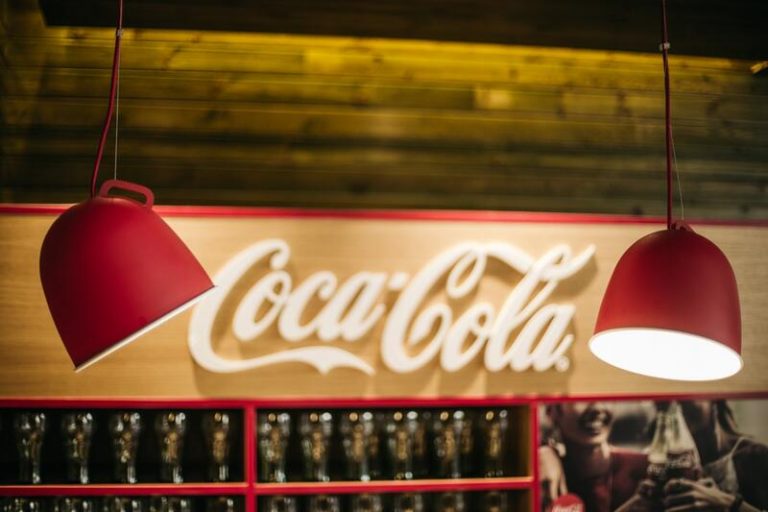Coca-Cola ganó un 26% más en 2021, hasta 8.550 millones