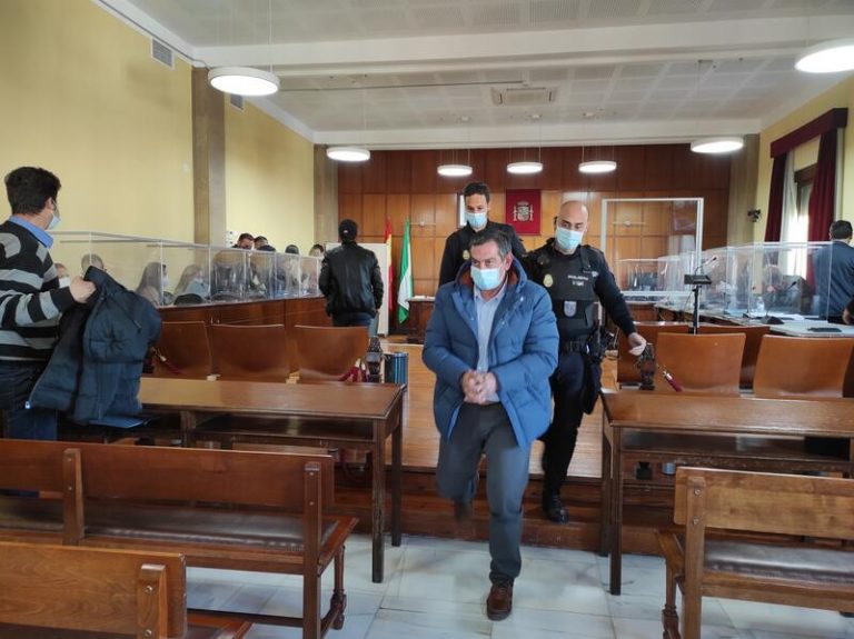 Comienza la deliberación del jurado en el caso de la mujer degollada en Mancha Real