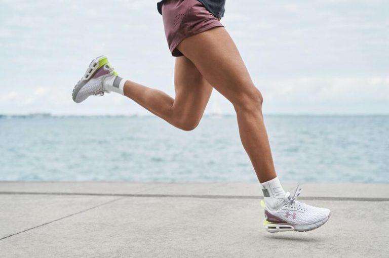 Under Armour vuelve a beneficios en 2021, con 316 millones