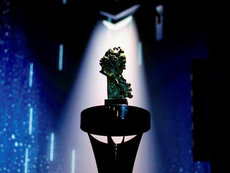 La 36 edición de los Goya se celebra este sábado en Valencia con mascarillas y alguna ausencia por Covid-19 y sin abrazos