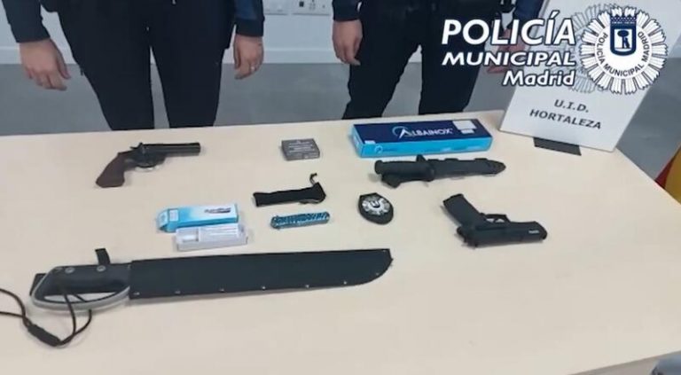 La Policía Municipal incautó más de 10 armas blancas en Madrid durante este fin de semana