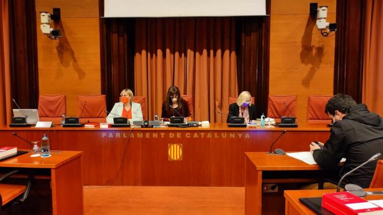 Borràs asegura que Juvillà aún era diputado el 3 de febrero y cuestiona a los funcionarios