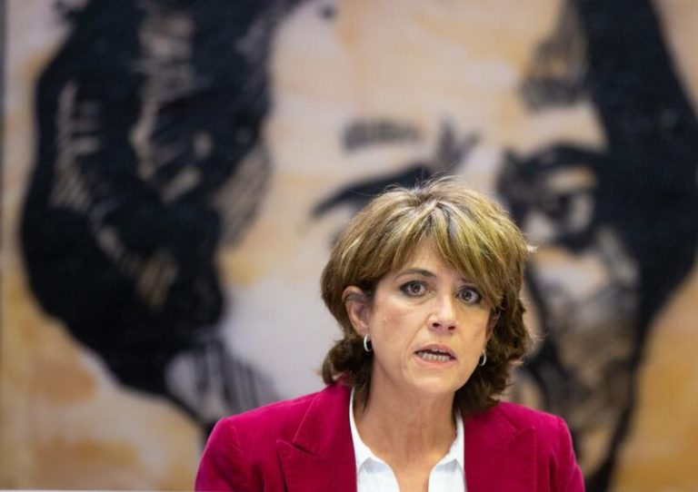 El TS estudia el recurso de la Asociación de Fiscales contra la política de nombramientos de Delgado