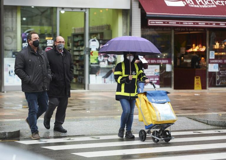 La UCI de Cantabria baja a niveles de hace dos meses con 13 ingresados
