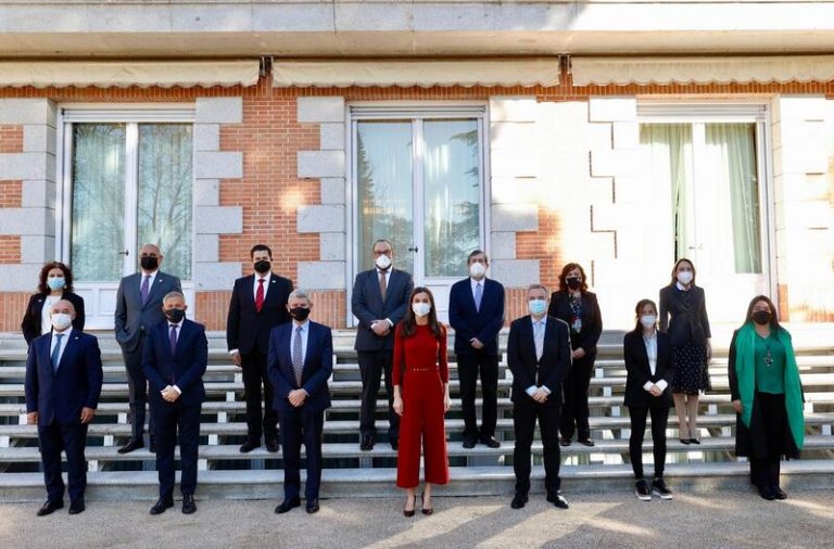 La Reina Letizia recibe en la Zarzuela a las principales televisiones iberoamericanas