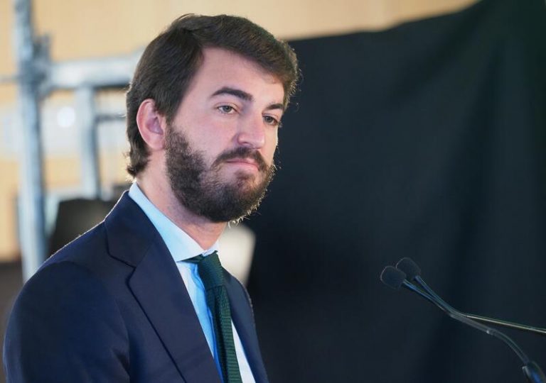 García-Gallardo (Vox) pide a Mañueco que le llame y se muestra dispuesto a ceder para pactar