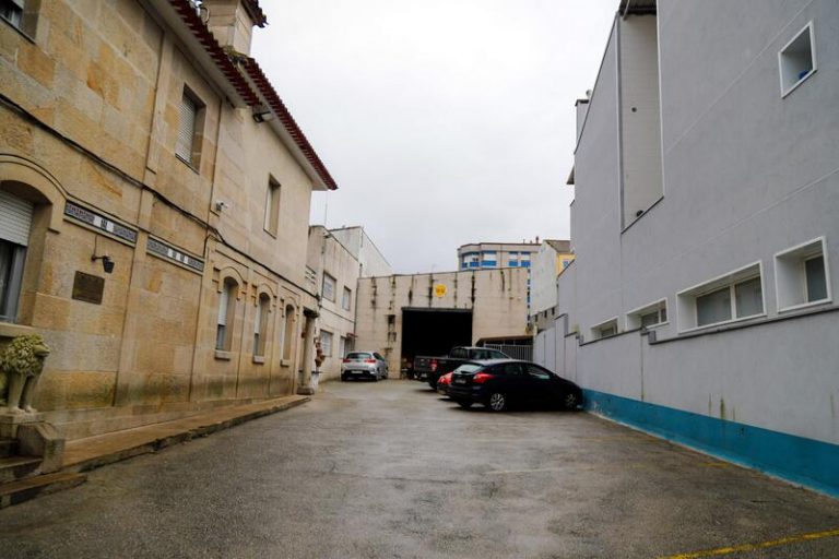 Fernando González, remero en Moaña y primer oficial de máquinas que se enroló por primera vez a Terranova