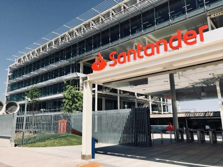Banco Santander ha ayudado a más de 5.000 empresas a que opten a los fondos UE