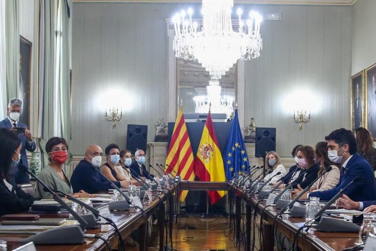 La Comisión Bilateral Generalitat-Estado se reúne este viernes para cerrar varios traspasos