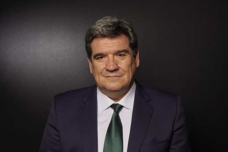 Escrivá llevará la norma de los fondos de pensiones de empleo al Consejo de Ministros del próximo martes