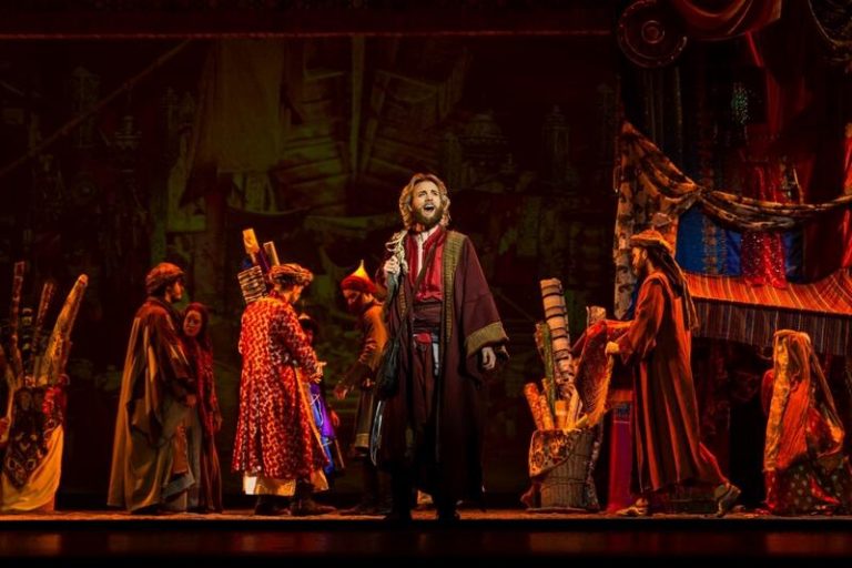 El musical El Médico vuelve a Madrid con nuevo reparto y escenografía