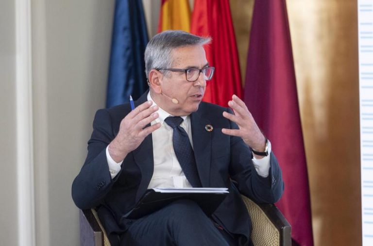 Cuentas llama al fondo inversor del ICO a revisar las comisiones cobradas por sus gestoras