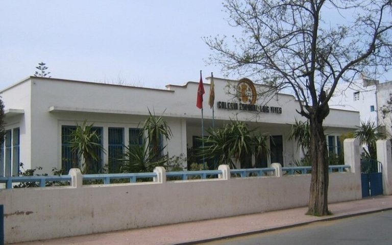 Una delegación del Ministerio de Educación visita los centros españoles de Marruecos
