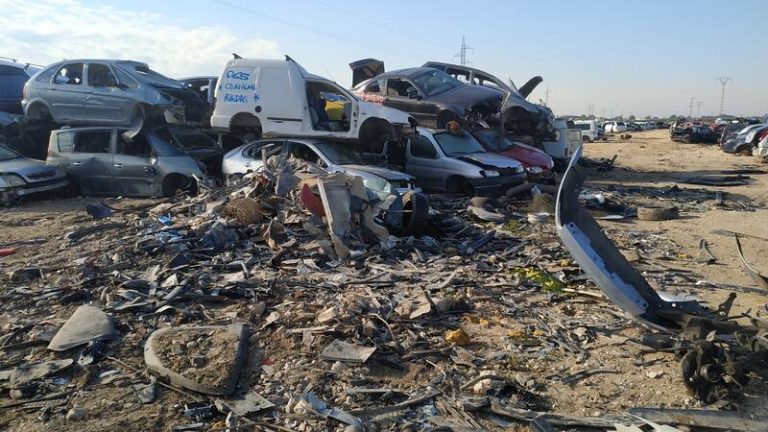 Investigan a 20 empresas de desguace por emitir a la atmósfera tres toneladas de gases fluorados