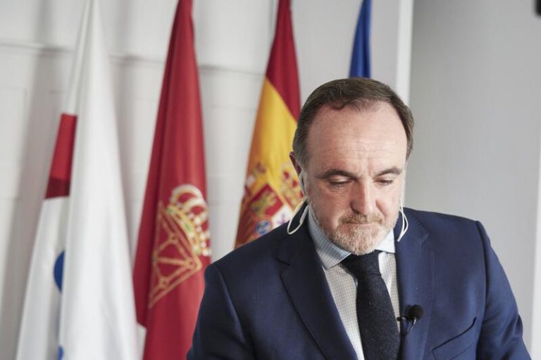 Esparza dice, sobre la crisis en el PP, que no se siente representado por esta formación política