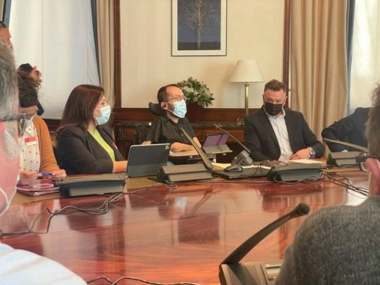 Podemos pide que los comités de empresa de Navantia expliquen su situación en el Congreso