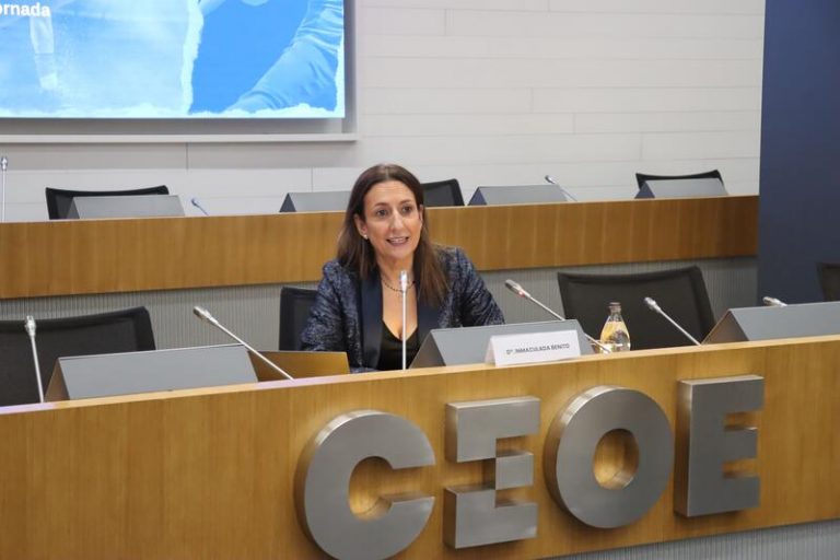 CEOE destaca la importancia del apoyo financiero para mejorar la competitividad de la cultura y el deporte