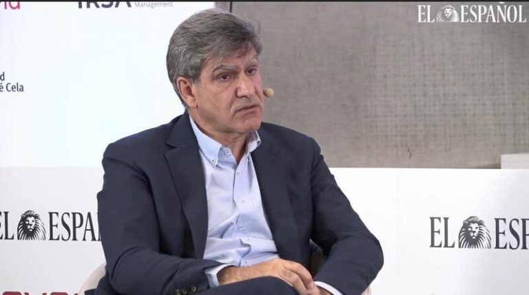 Álvarez ofrece al Gobierno su colaboración para crear un marco de ahorro a largo plazo