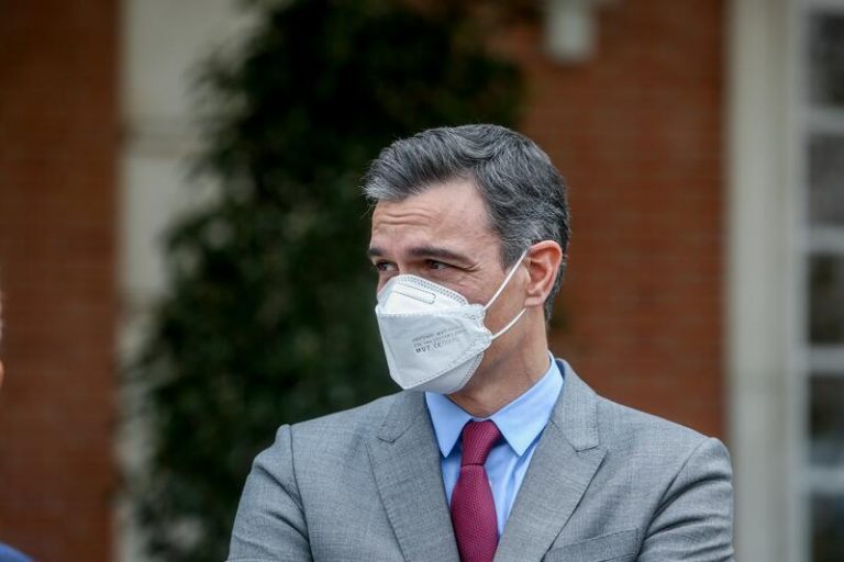 Sánchez destaca ante la OIT que el diálogo social ha impulsado el alza del SMI pese al descuelgue de CEOE