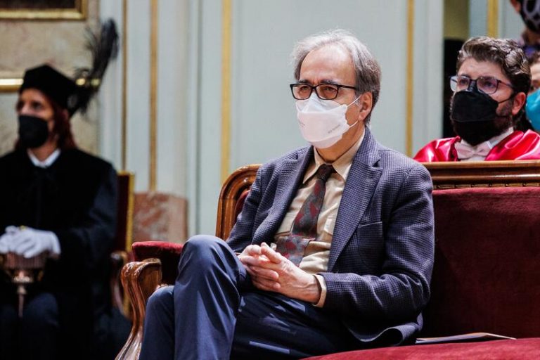 Subirats quiere que los profesores universitarios tengan que hacer un curso de un año para ser docentes