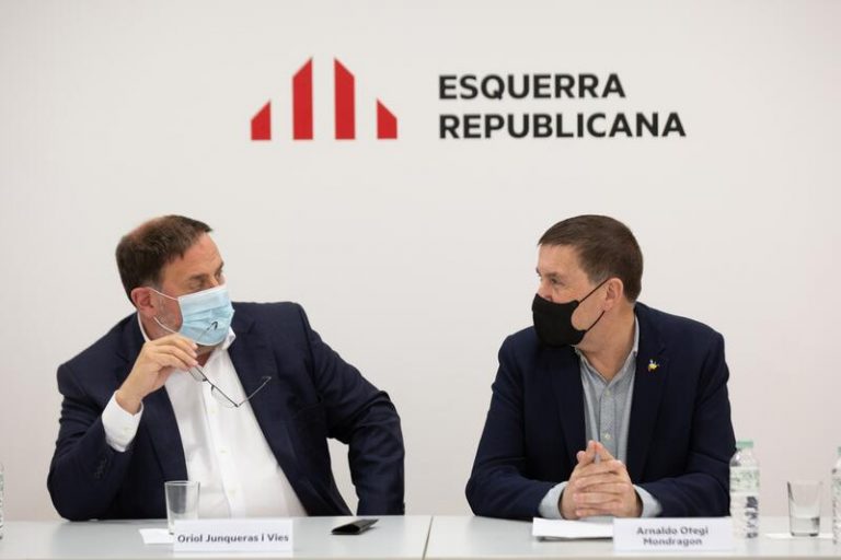 Junqueras y Otegi defienden la mesa de diálogo y exigen al Gobierno plantear una propuesta