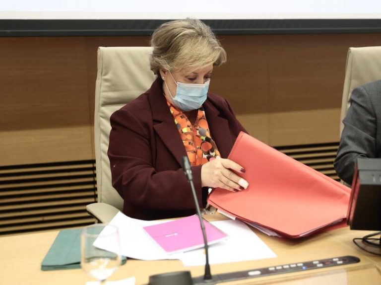 Tribunal de Cuentas presenta su informe de partidos de 2016, que detectó deficiencias generalizadas