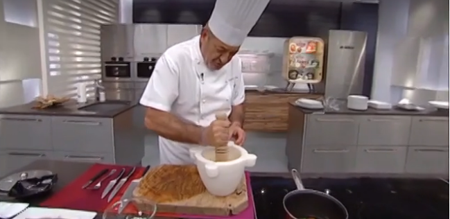 La salsa de almendras de Arguiñano para acompañar los platos de pescado