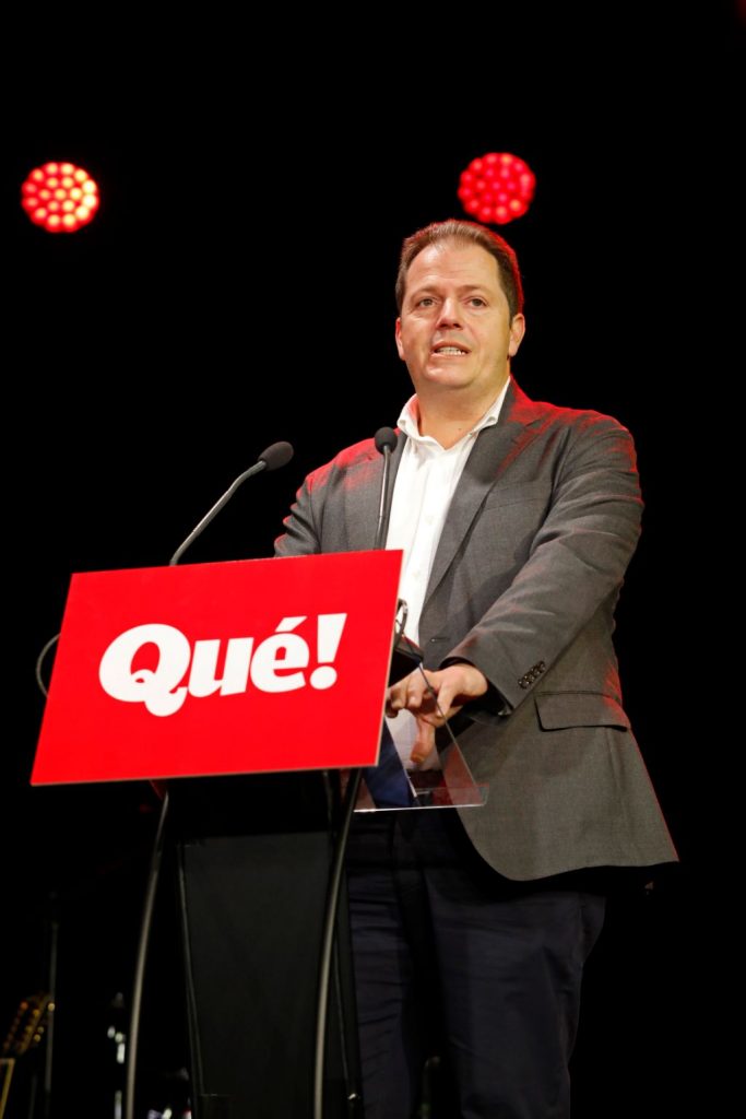 ALEJANDRO HABLANDO 11