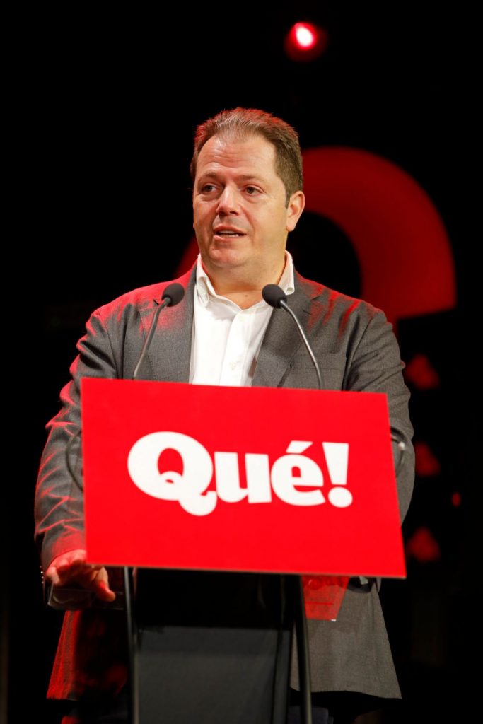 ALEJANDRO HABLANDO 17